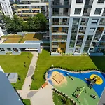 Apartament W Zielonej Okolicy Poznania Z Parkingiem By Noclegi Renters